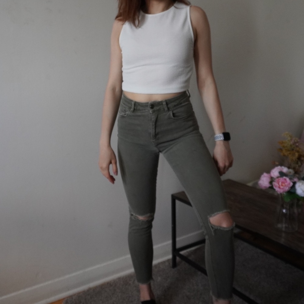 ✨Bundle Sale✨ Zara Khaki Skinny Ripped Jeans